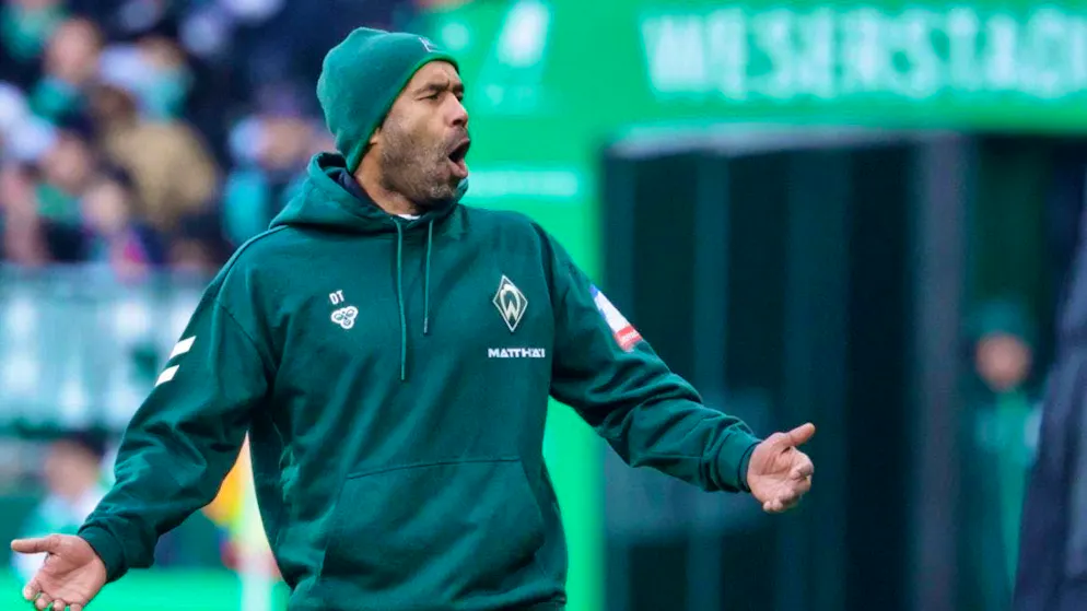 Coach Daniel Thioune achieved a valuable away win with Werder Bremen.