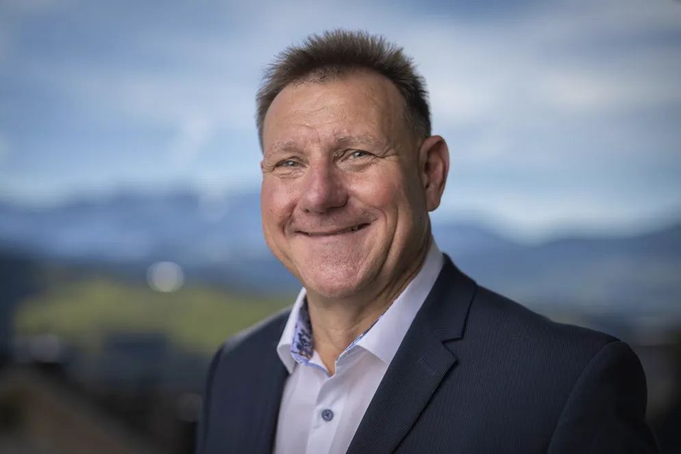 Edgar Bischof zieht in den Nationalrat ein. (KEYSTONE/Gian Ehrenzeller)
