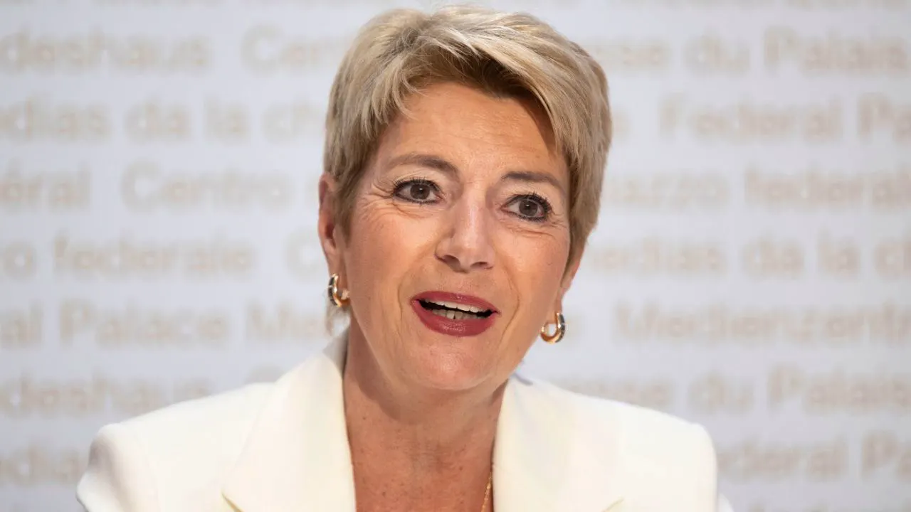 Taxes. Keller-Sutter: 