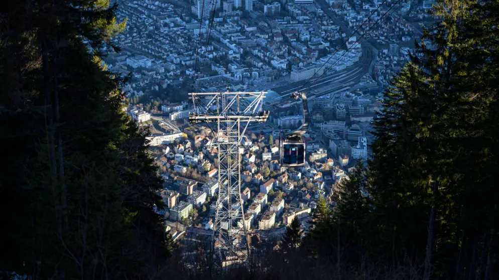 Niente da fare per il collegamento fra la città di Coira e il comprensorio di Brambrüesch. La popolazione ha affossato il credito di oltre 40 milioni di franchi.