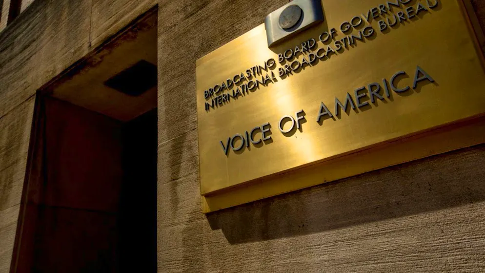 ARCHIVE - The Voice of America building, Monday, June 15, 2020, in Washington. The organization Reporters Without Borders has welcomed the ruling on the unlawful dismissal of hundreds of journalists at the foreign broadcaster Voice of America (VOA). Photo: Andrew Harnik/AP/dpa