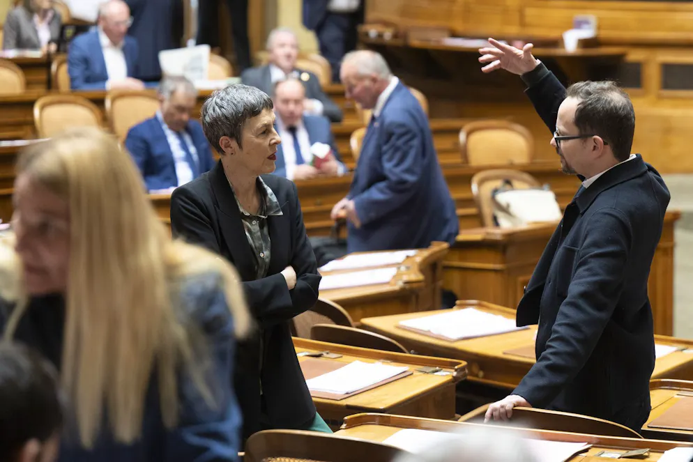 Il Consiglio nazionale, riunito oggi a Berna, ha approvato il contributo di solidarietà per le vittime dell'incendio di Crans-Montana.
