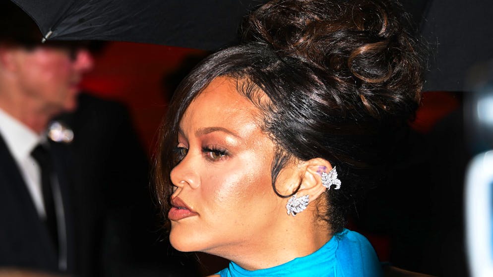 Tatverdächtige verhaftet. Auf Rihannas Anwesen fallen Schüsse – sie war im Haus