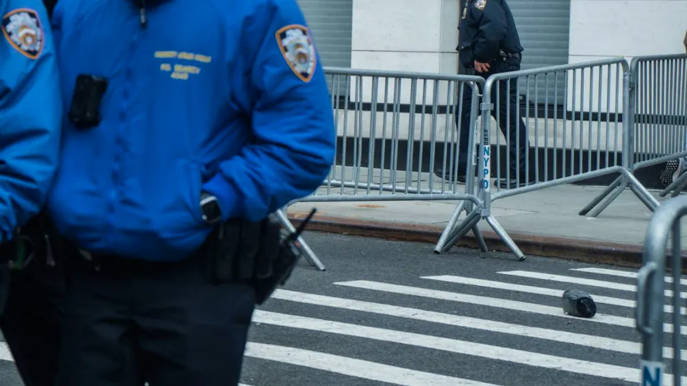 Stati Uniti. Episodio di razzismo contro il sindaco musulmano di New York? Due ordigni esplosivi vicino casa Mamdani