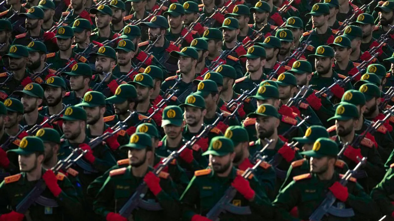 USA. Revolutionary Guards: We decide on the end of the war