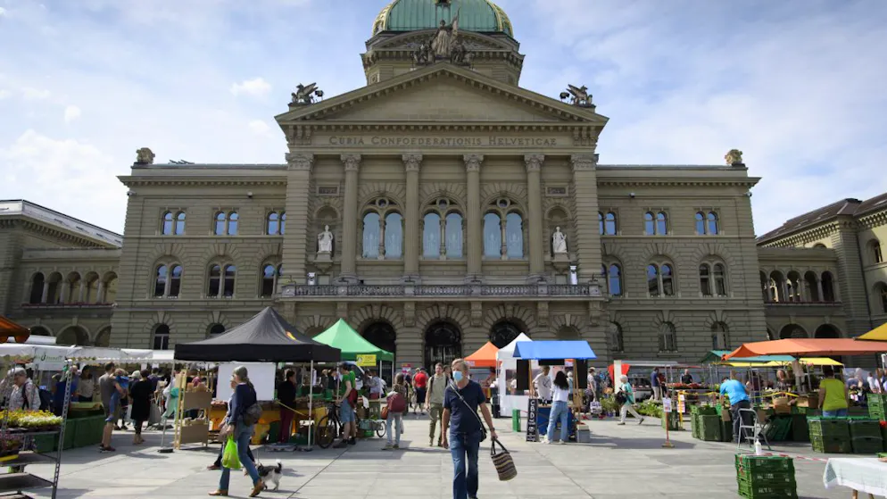 Berna. Camere: oggi si discute su alloggi, Ucraina, G7, Swisscoy e Crans-Montana