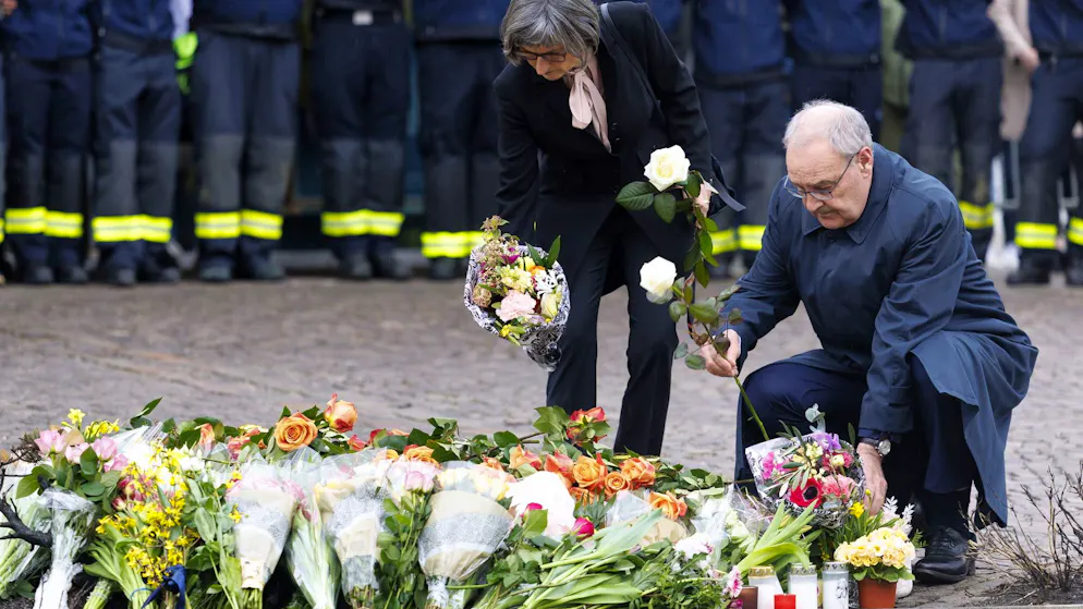 Ticker zum Postauto-Brand. Parmelin hält Rede in Kerzers +++ 26-jährige Radio-Moderatorin unter Todesopfern
