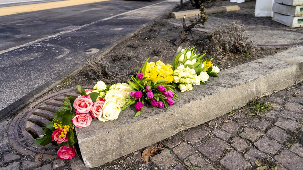 Stimmung nach dem Postauto-Brand. In Kerzers beginnt man erst jetzt, die Tragödie zu begreifen