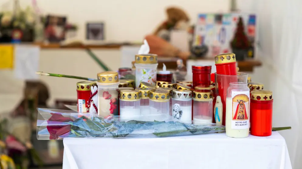 Tragedia di Crans-Montana. Al bar «Le Constellation» a  Capodanno c'erano 164 persone, oltre 30 quelle di troppo nel sottosuolo