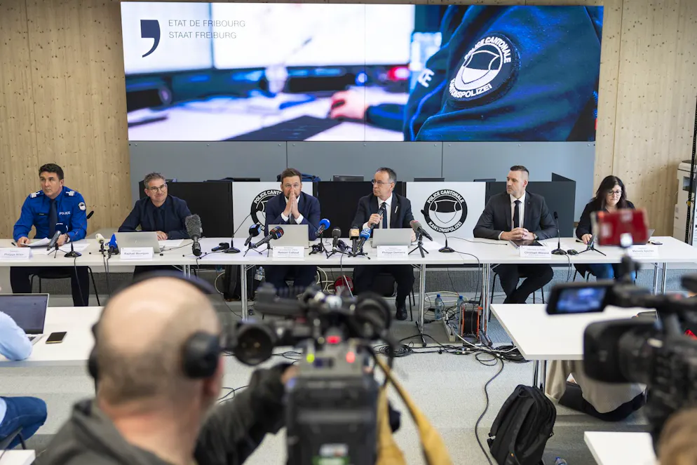 Die Freiburger Behördenvertreter an der Medienkonferenz.