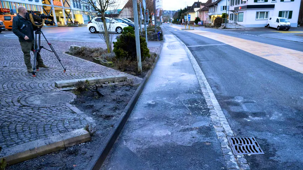 Autopostale in fiamme. I residenti di Kerzers sono sotto shock: «È una cosa spaventosa»