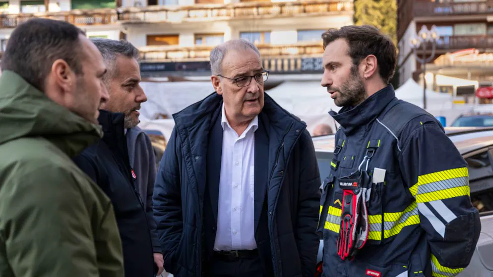 «J’ai entendu des récits bouleversants». Crans-Montana : les victimes ont rencontré Guy Parmelin à Sion