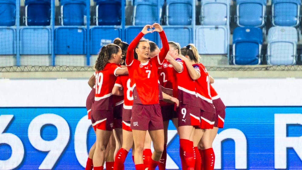 Netherlands: Xhemaili sends Eindhoven to the top of the table | blue News