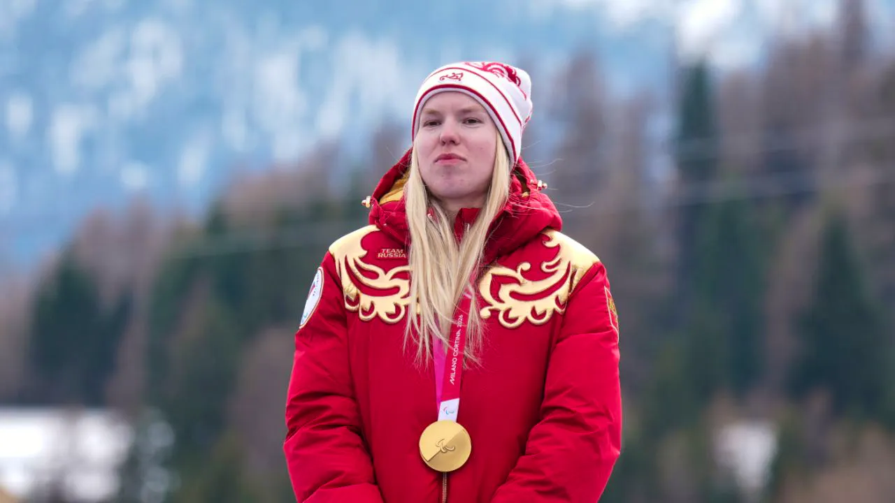 General information. Isolated protests on Russia's return