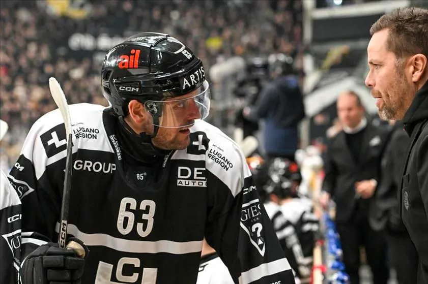 Hockey. Dahlstroem rinnova a Lugano