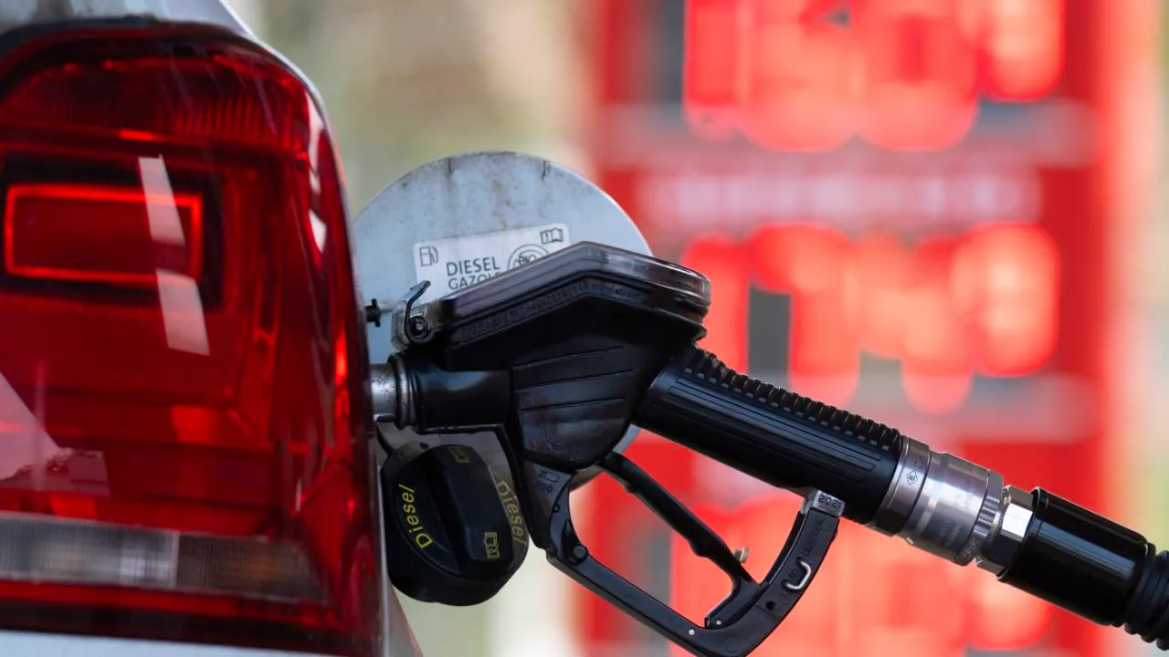 Iran. Austria and Germany react to rising fuel prices