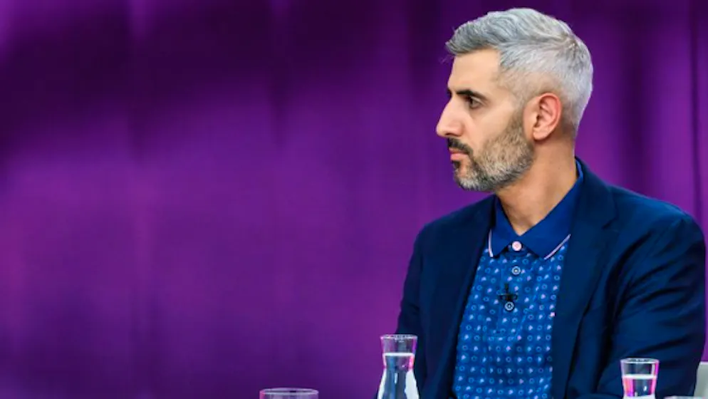 Ex-advisor goes after Trump. 