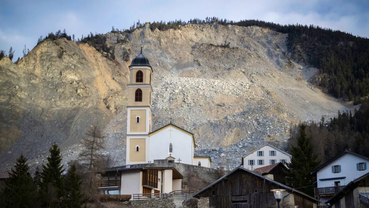 Frana. GR: Brienz, le richieste di ricollocamento preventivo aumentano