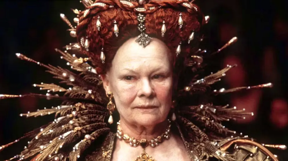 Flitzer, Fehler und Familienstreits: kuriose Fakten zur Oscar-Verleihung. Diese Dame musste hingegen lange warten: Ihre sieben Oscar-Nominierungen bekam Schauspielerin Judi Dench erst, nachdem sie ihren 63. Geburtstag gefeiert hatte. Für «Shakespeare In Love» (Bild, 1998) gewann sie zum bislang einzigen Mal die Auszeichnung als «Beste Nebendarstellerin».