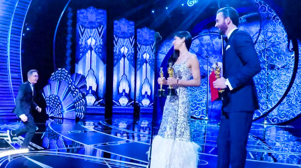 Flitzer, Fehler und Familienstreits: kuriose Fakten zur Oscar-Verleihung. Alle, die lange Zeit vergeblich auf eine Auszeichnung warten könnten bei Kevin O'Connell (Bild, links) nachfragen, wie man mit Oscar-Niederlagen umgeht: Der Sound-Mixer wurde seit 1984 insgesamt 21-mal nominiert, bevor er 2017 für «Hacksaw Ridge» (Bild) endlich seinen ersten Oscar gewann.