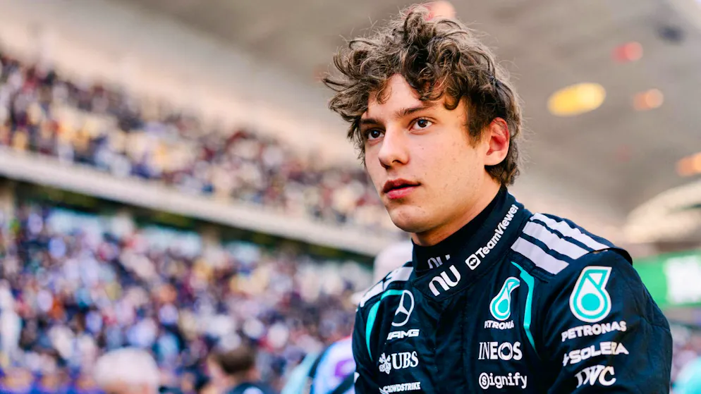 GP de Chine. Kimi Antonelli écrit l’histoire, les Mercedes continuent leur récital