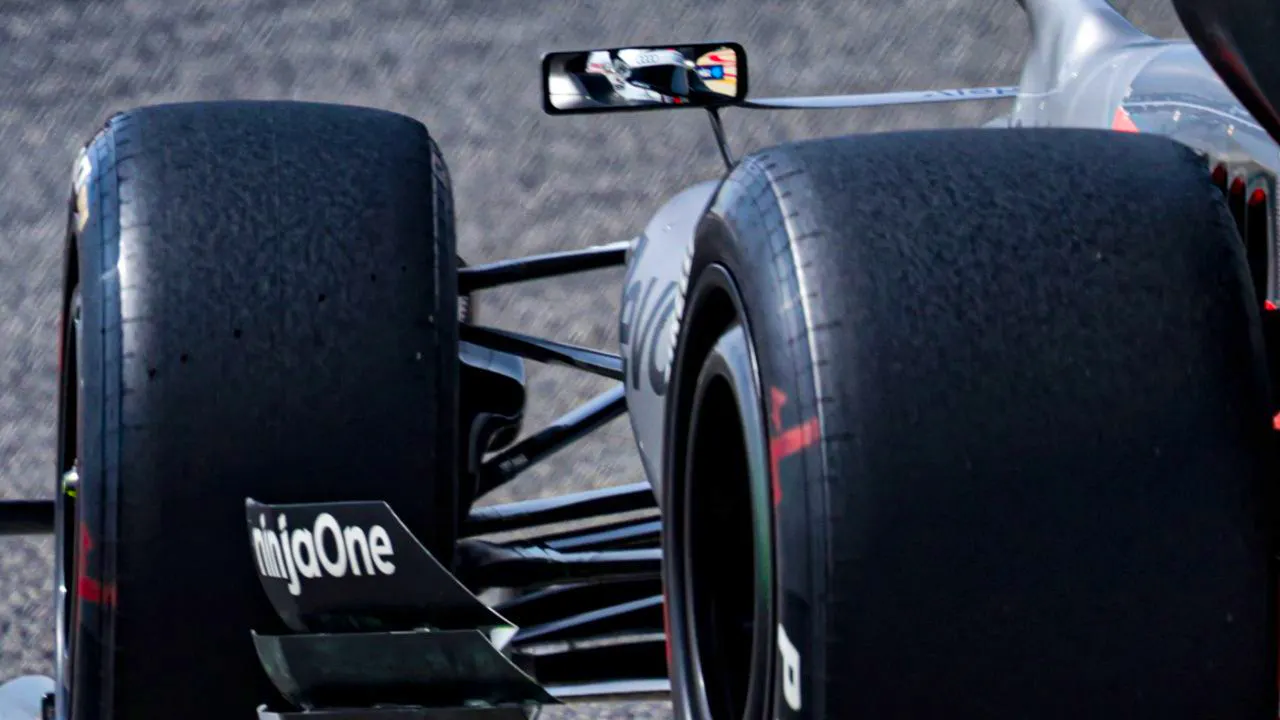 Formula 1. Formula 1 races in Bahrain and Saudi Arabia canceled