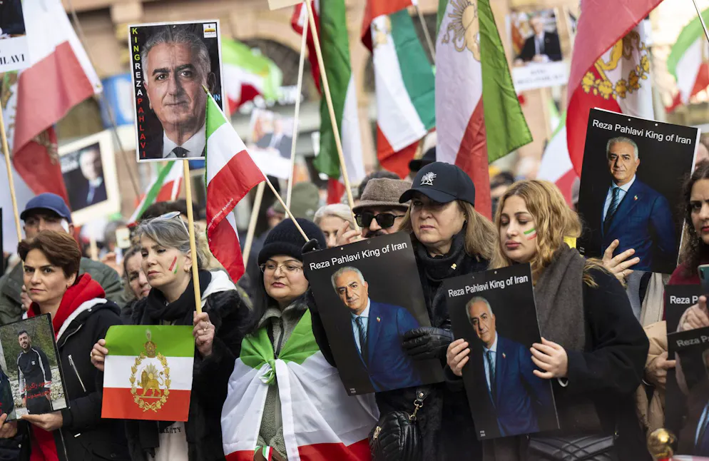 Pahlavi, per moti iraniani della diaspora è simbolo di unità nazionale