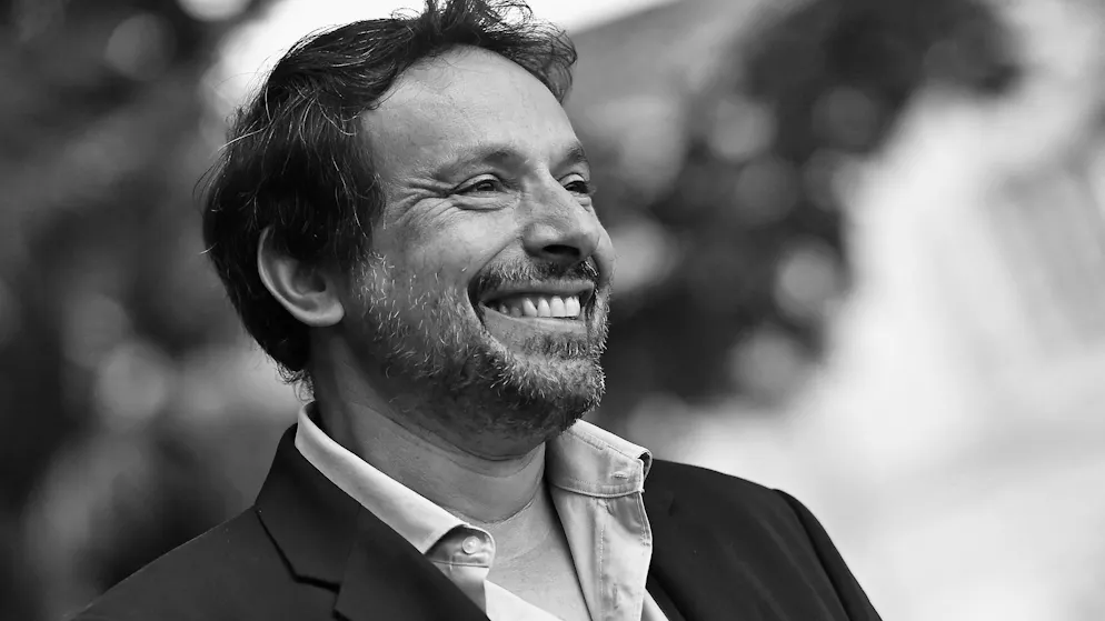 Mort de Bruno Salomone. Jean Dujardin pleure «son frère», Florence Foresti un «grand» homme