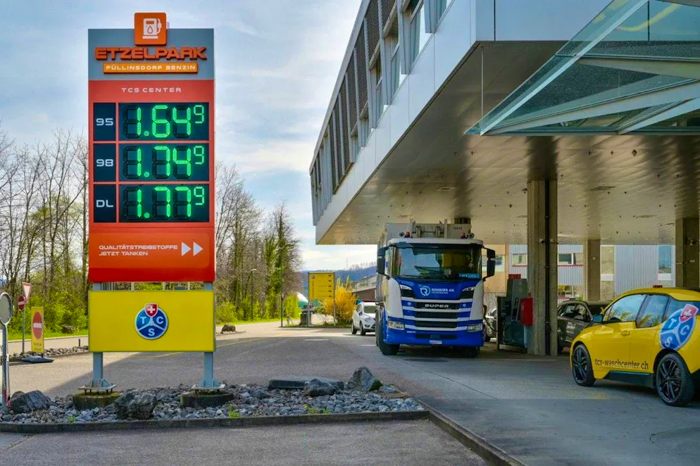 Les stations-service Etzel-Park régulent les prix et obligent les concurrents à baisser eux aussi leurs prix de l'essence.