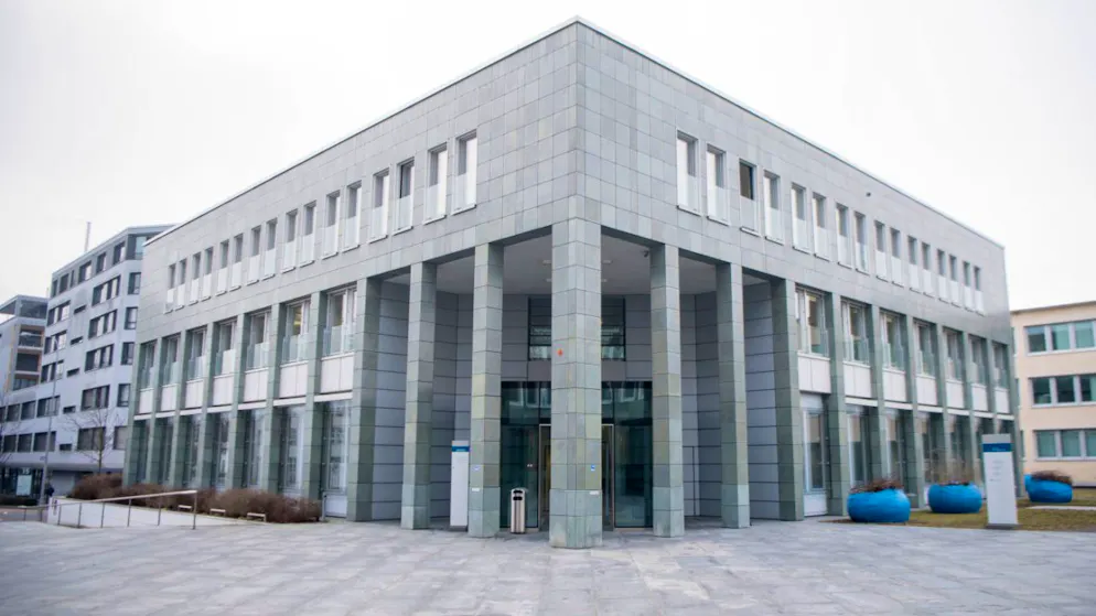 Prozess um 27-Millionen-Projekt. Luxusvilla, Milliarden und Politik – Mega-Zoff in Zug landet vor Gericht