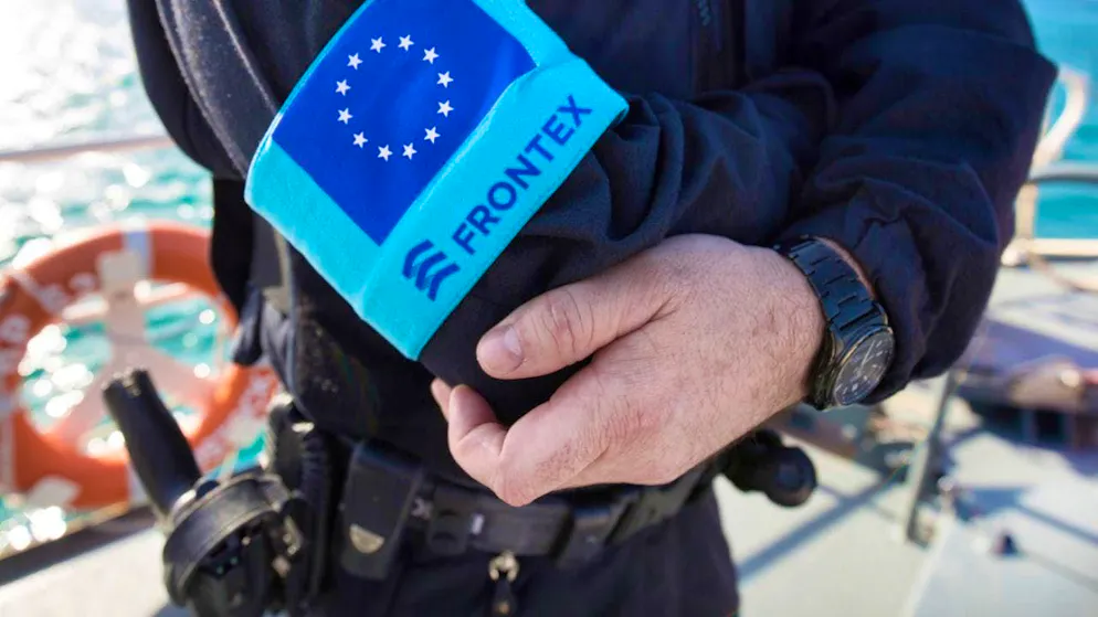 ARCHIVE - A police officer from the EU border protection agency Frontex stands on the foredeck of a patrol boat. Photo: Christian Charisius/dpa/Archive image