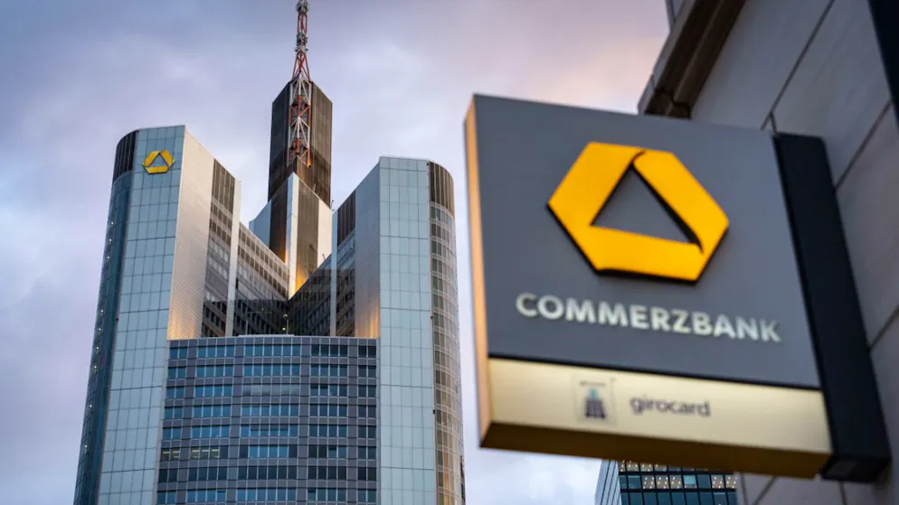 Die deutsche Commerzbank könnte schon bald in italienische Hände übergehen. Die Mailänder Grossbank Unicredit will für die Commerzbank ein Übernahmeangebot vorlegen.(Archivbild)