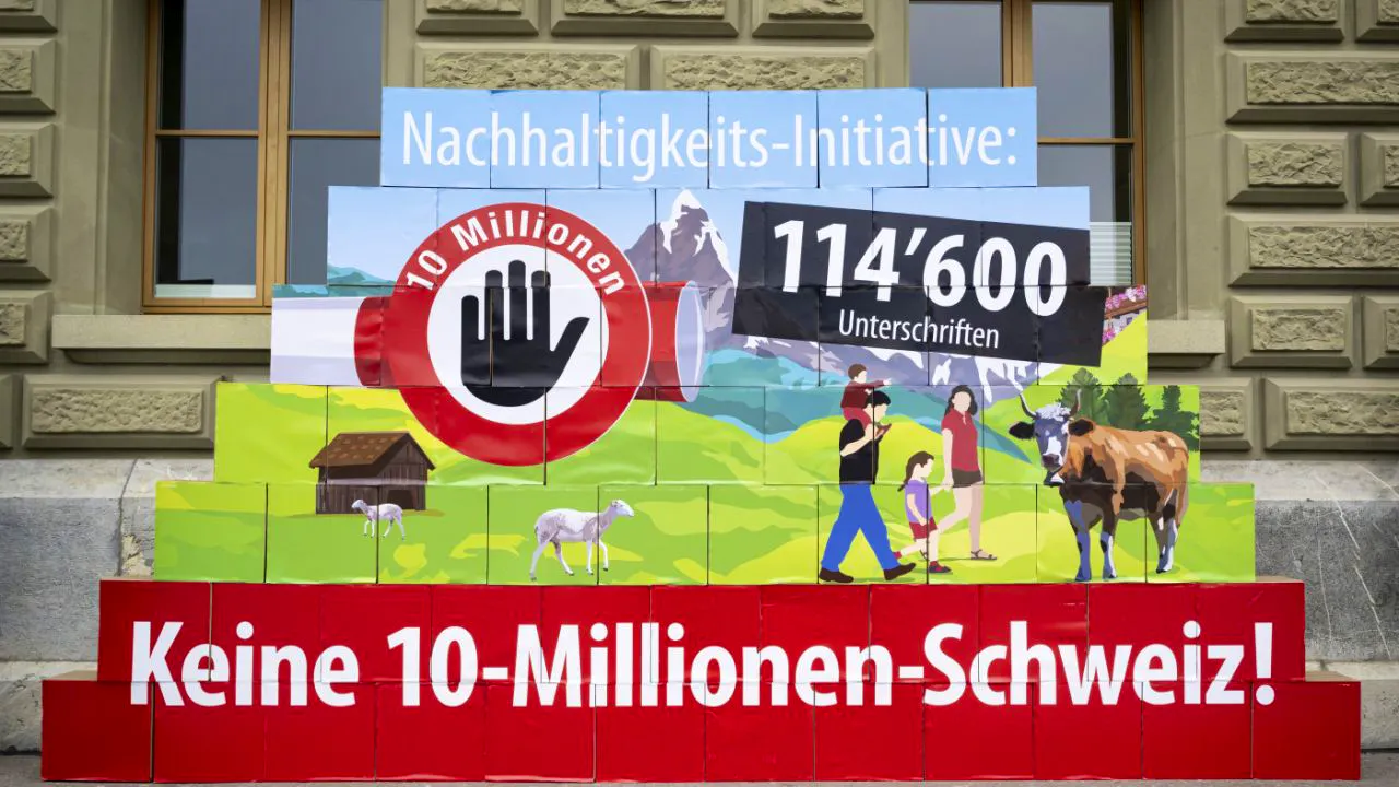 Zuwanderung. Zehn-Millionen-Schweiz: Noch liegen beide Lager gleichauf