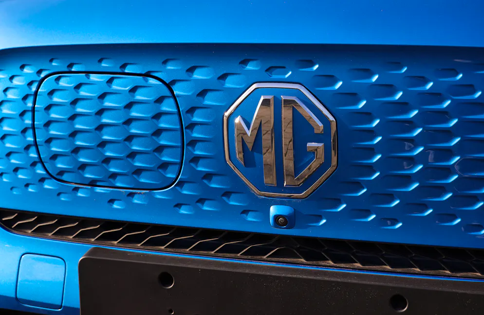 MG, l'une des marques chinoises de voitures électriques et hybrides les plus dynamiques en France (35.000 immatriculations en 2025), a enregistré plus de 1.700 commandes pendant les journées portes ouvertes de mars.