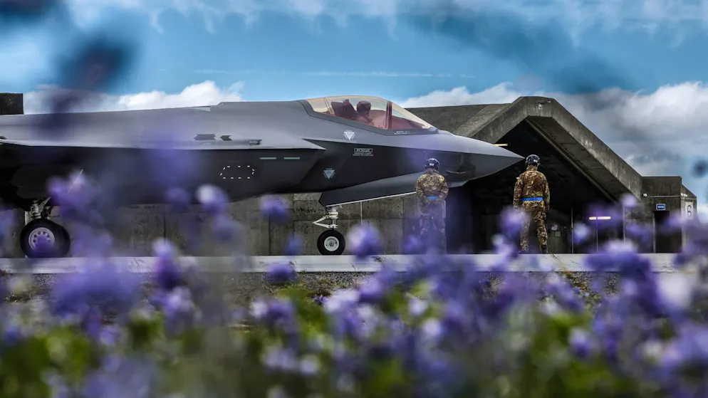 Eine italienische F-35 hat die russischen Jets abgefangen.