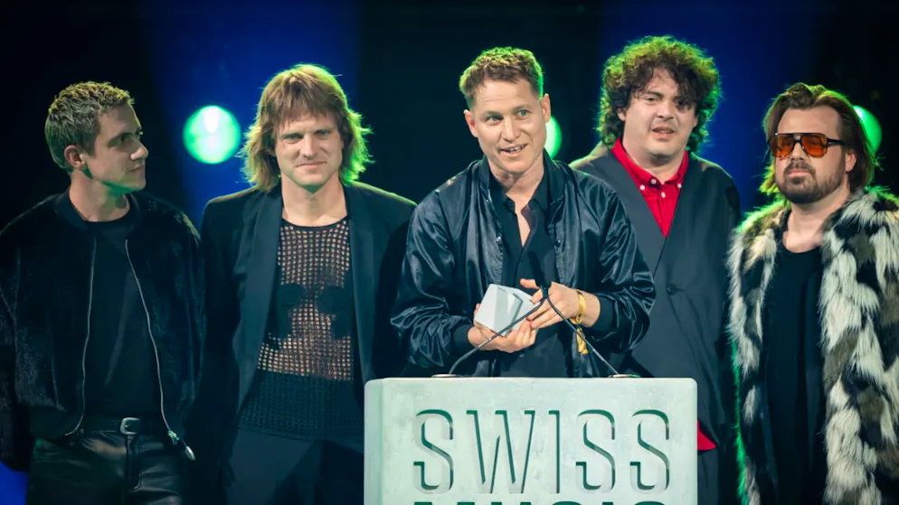 bluewin.ch - Hecht win at the 19th Swiss Music Awards