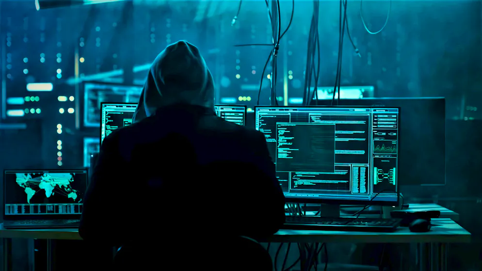 Fraudsters are using a sophisticated method to lure employees of Swiss companies into a trap.