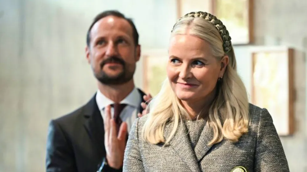 Mette-Marit bricht ihr Schweigen zu Epstein. «Ich wünschte, ich hätte ihn nie getroffen»