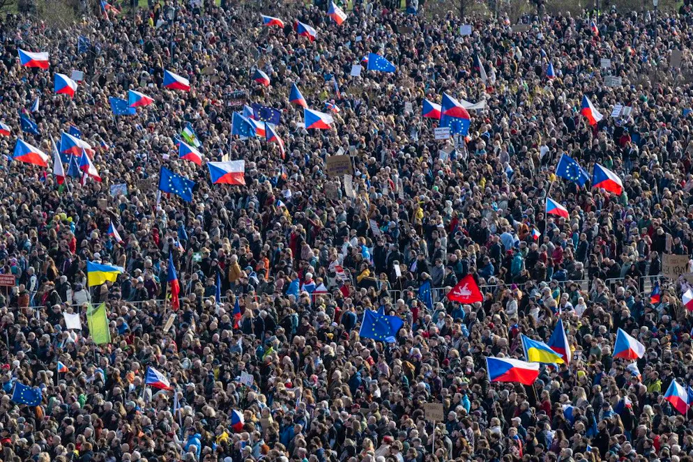 Plusieurs dizaines de milliers de personnes avaient déjà manifesté contre M. Babis en février.