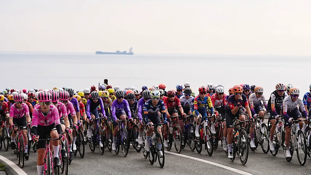 Mailand-Sanremo: Horror-Sturz im Frauen-Rennen - Gallery. Beim Frauen-Rennen von Mailand-Sanremo hat es einen Horror-Sturz gegeben. 