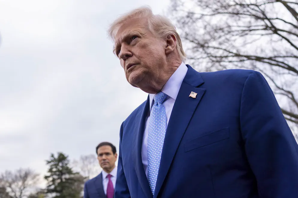 La guerra in Iran al suo 26esimo giorno. Il presidente degli Stati Uniti Donald Trump ha rinviato gli attacchi minacciati all'Iran dopo dei colloqui «molto buoni e produttivi degli ultimi due giorni».