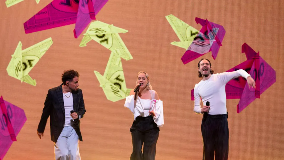 Bringen nach fast vier Jahren wieder ein neues Album auf die Bühne: Lo & Leduc, hier zu sehen mit To Athena an den Swiss Music Awards. (Archivbild)