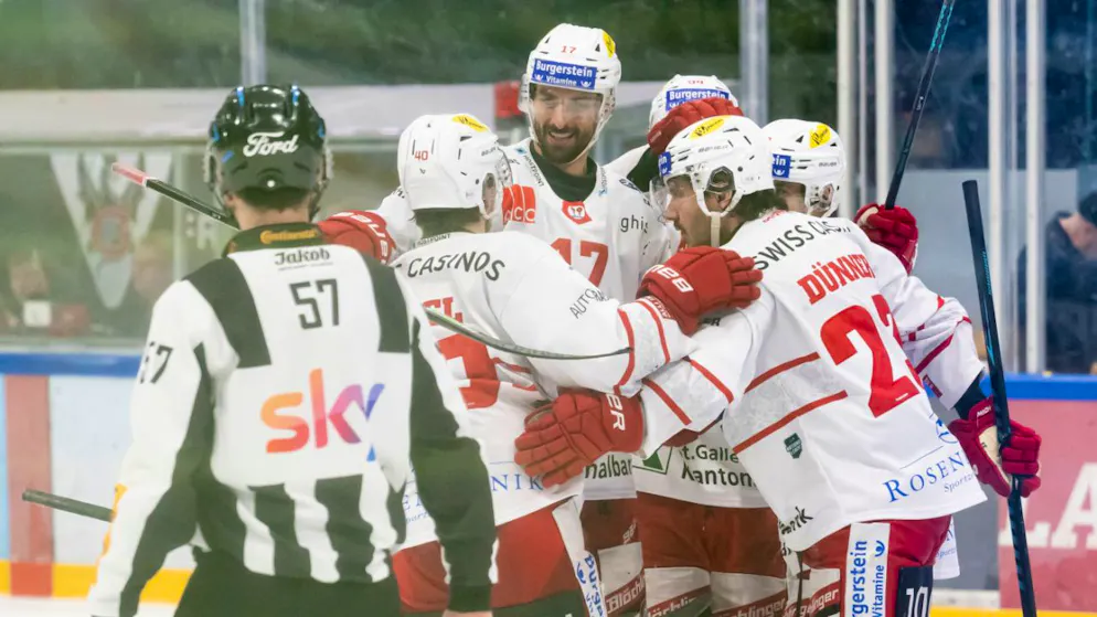 Die Spieler der Rapperswil-Jona Lakers zeigten eine eindrückliche Reaktion