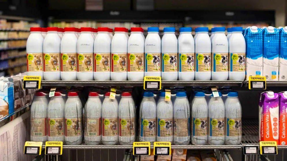 Almost every second milk sold comes from organic production. (symbolic image)