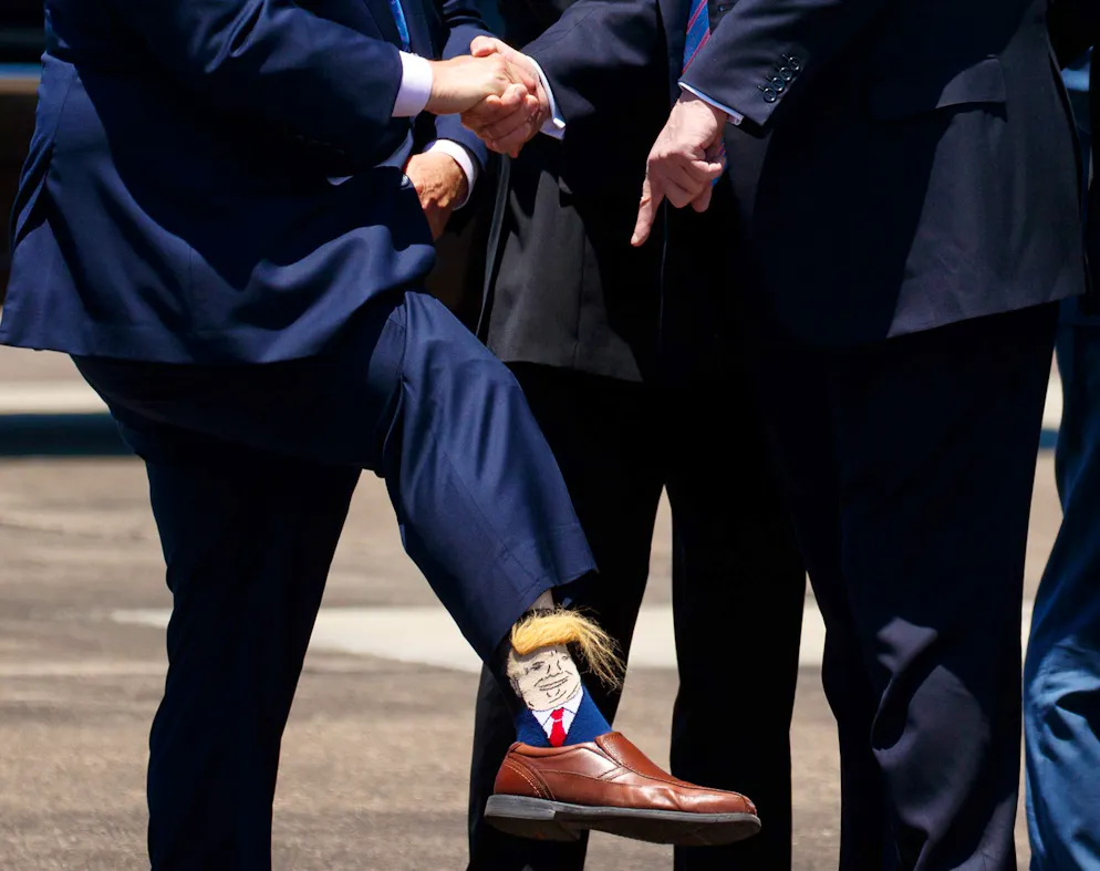 Russische Abgeordnete haben bei ihrem ersten US-Besuch seit mehr als zehn Jahren als Geschenk Socken mit dem Bildnis von Präsident Donald Trump geschenkt bekommen. (Symbolbild)
