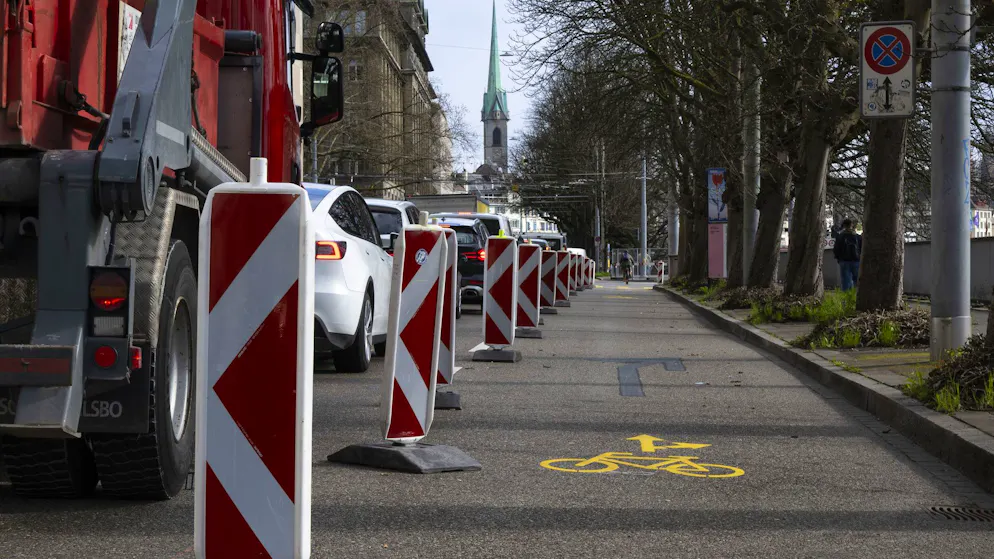 Weniger Platz für Autos am Neumuehlequai – das stört den Kanton.