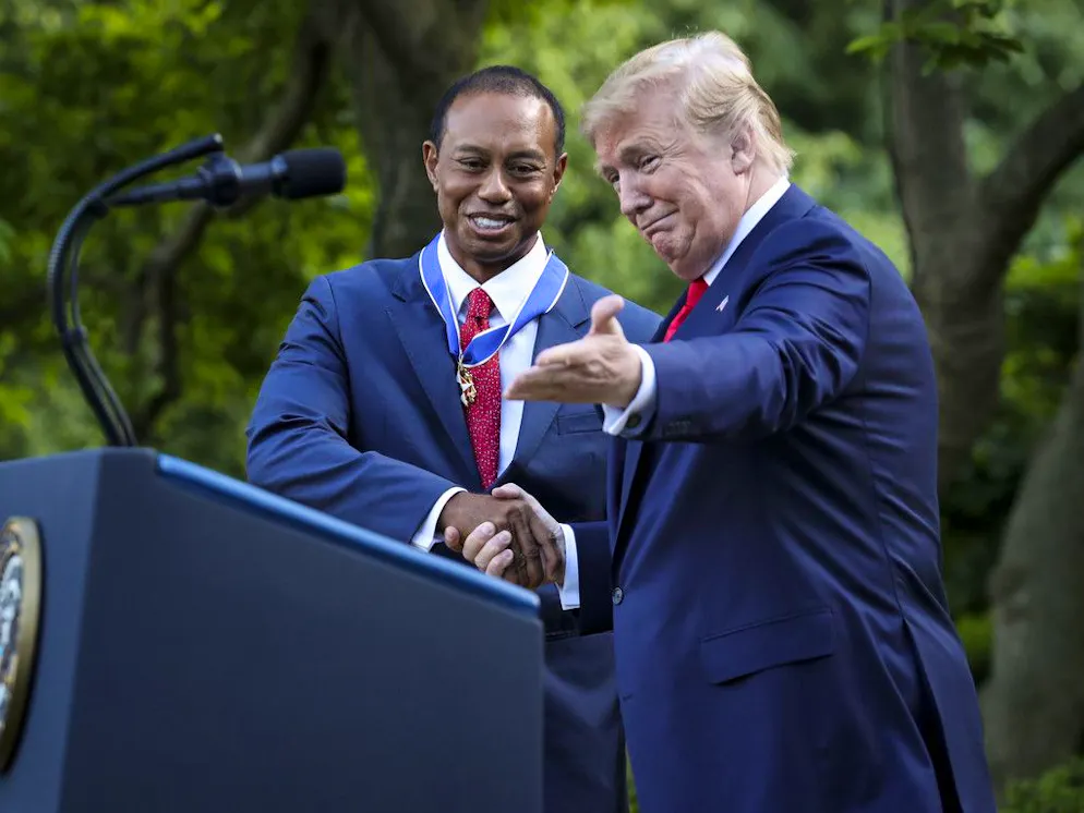 Tiger Woods Con Il Presidente Donald Trump
