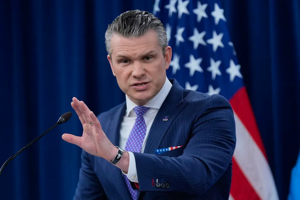 Il segretario americano della Difesa Pete Hegseth 