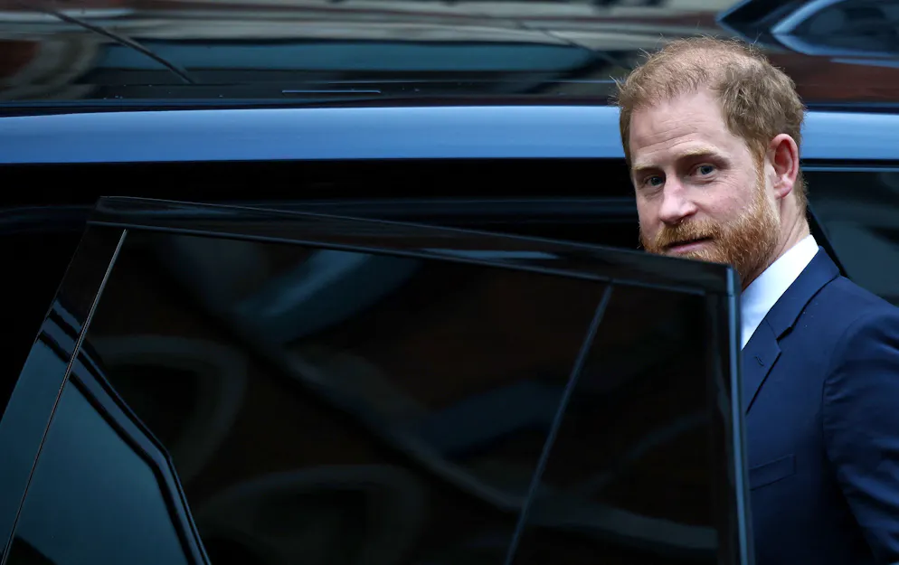 Les avocats du prince Harry et de six autres personnalités réclament des dommages-intérêts «substantiels» pour atteinte à la vie privée de la part de la société éditrice du Daily Mail, dont le procès devant la Haute Cour de Londres s'achève mardi. (Archives)