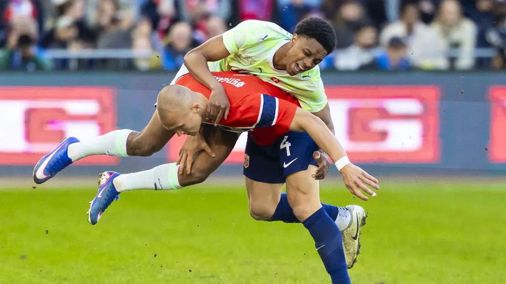 Grusel-Rasen, 21 Wechsel, Langeweile. Die Schweizer Nati spielt im WM-Testspiel in Norwegen 0:0
